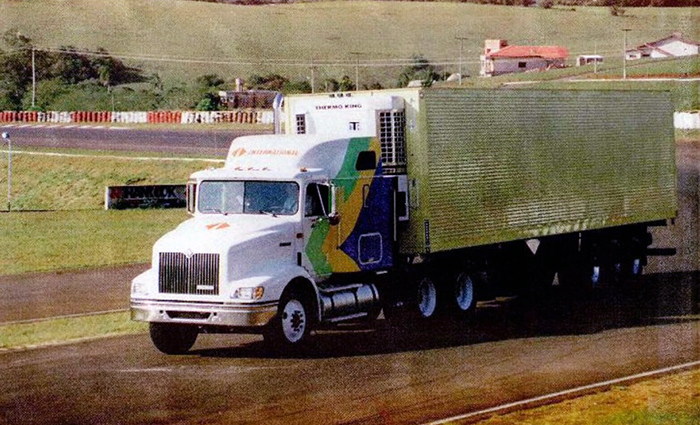 International 9200: o caminhão americano que virou sonho no Brasil