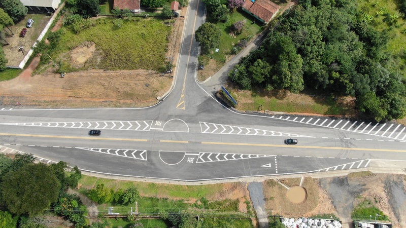 DER investe R$ 445 milhões e entrega 466 km de vias recuperadas