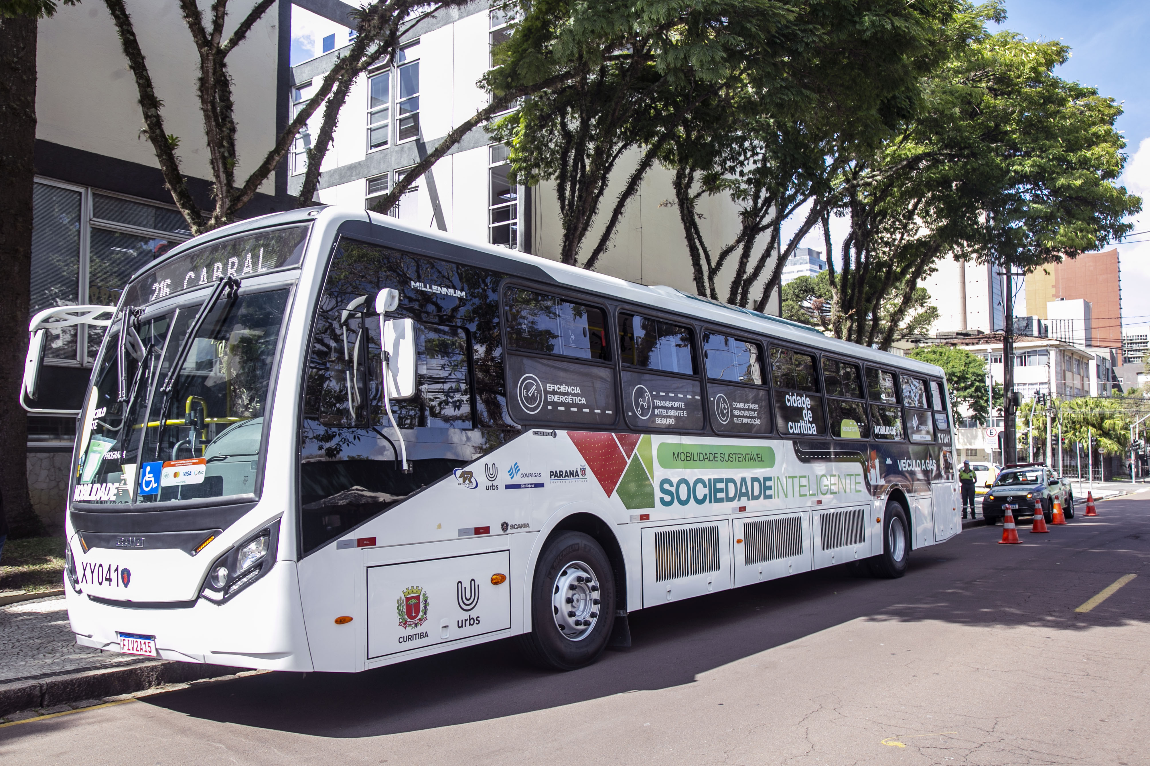 Com pneus reutilizados, Taio Agostini e Rafael Fleck fizeram a pole na  Fórmula Truck - Planeta Caminhão - Para Quem Gosta