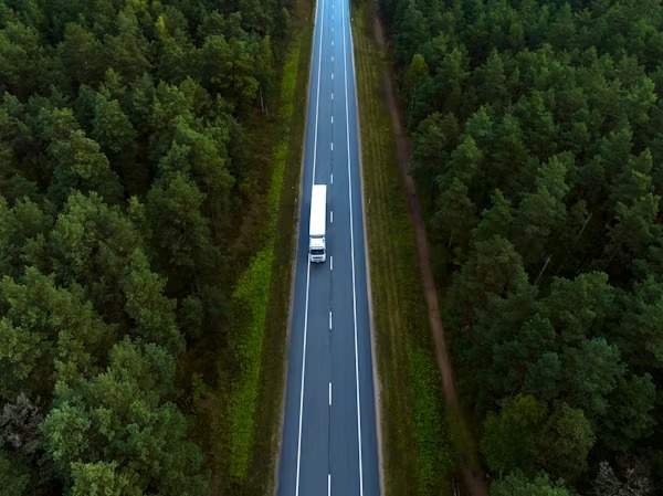 Senado aprova MP do Frete; entenda o que muda para caminhoneiros e transportadoras