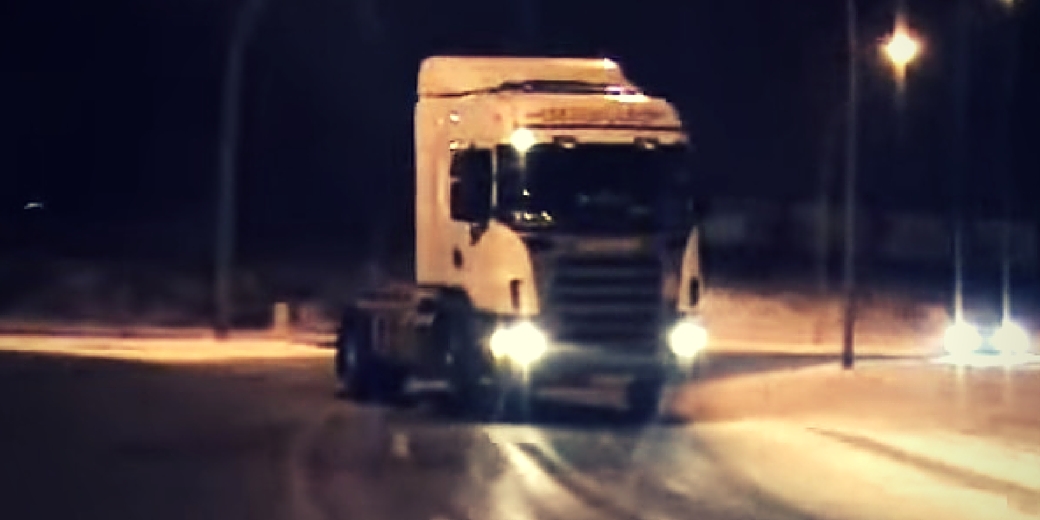 APENAS PARA PROFISSIONAIS:  DRIFT DE SCANIA 4X2