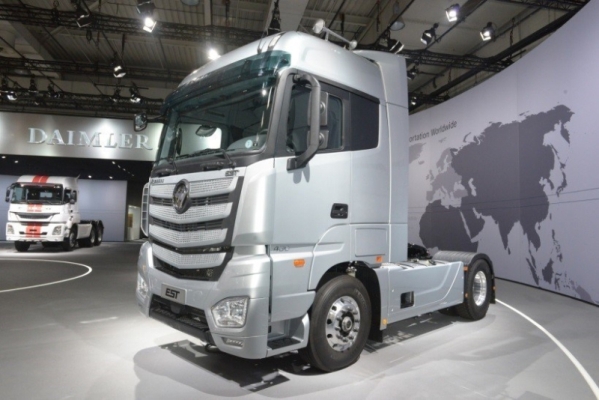 Foton apresenta o Super Truck-Auman EST