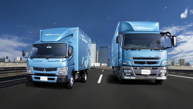 Japão faz teste com comboio de caminhões controlados por computador - 4TRUCK