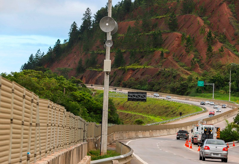 Brinquedo de gente grande: modelo de Scania R500 com 800 kg impressiona