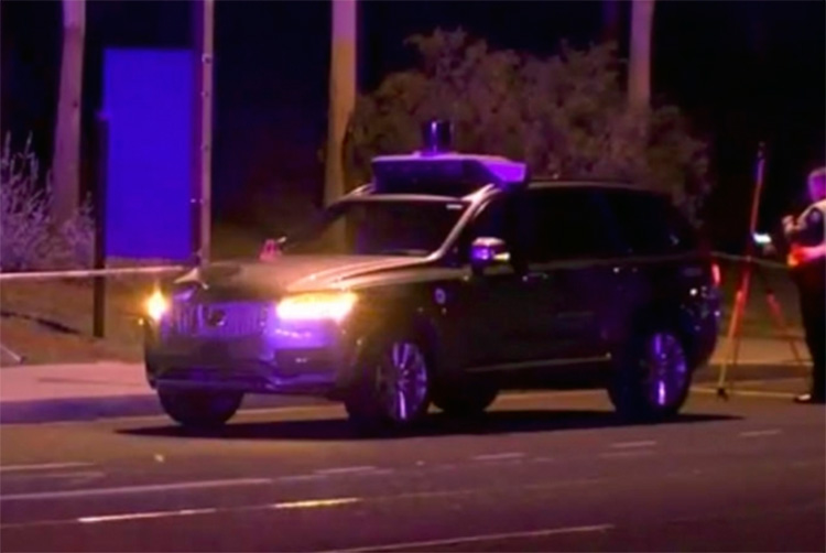 Atropelamento fatal com carro autônomo da Uber