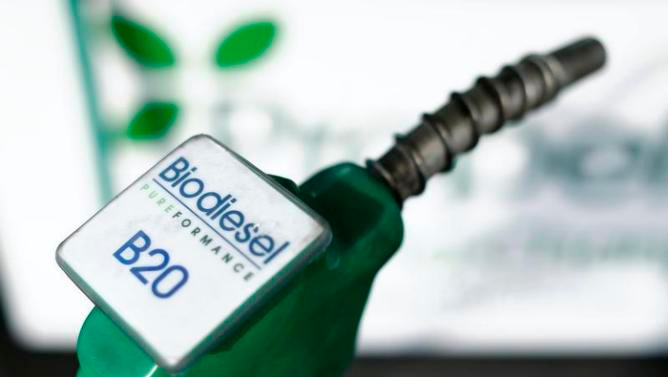 Governo flexibiliza mistura do biodiesel ao diesel