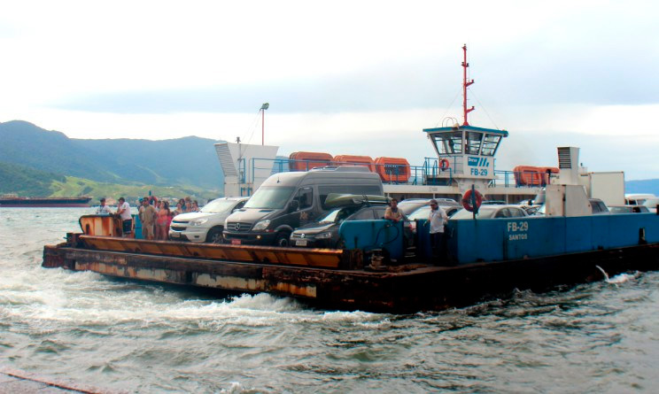 Começa pesagem de caminhões na travessia São Sebastião/Ilhabela (SP)