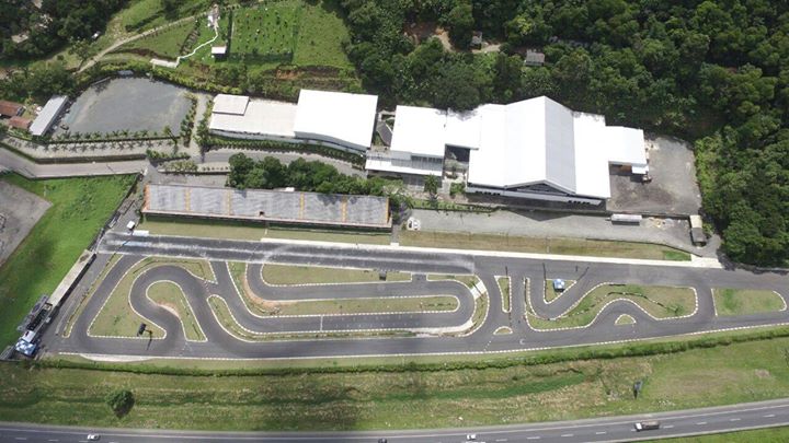 Balneário Camburiú recebe Campeonato Catarinense de Arrancada Truck