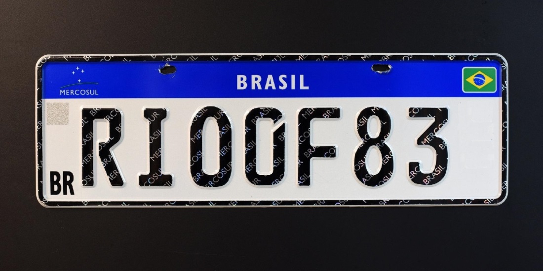  Contran anuncia nova versão da placa Mercosul