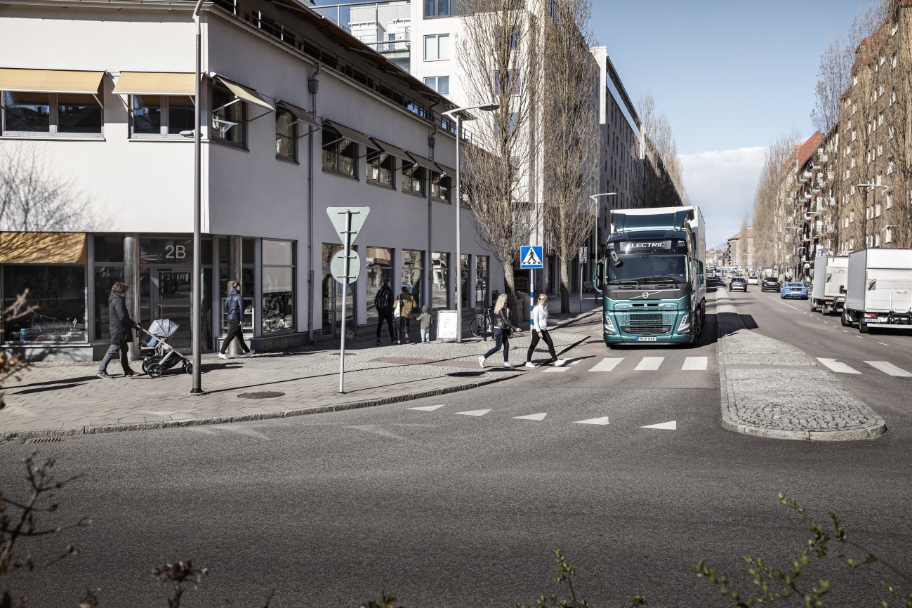 Volvo desenvolve um novo sistema de sons especiais para seus caminhões elétricos europeus