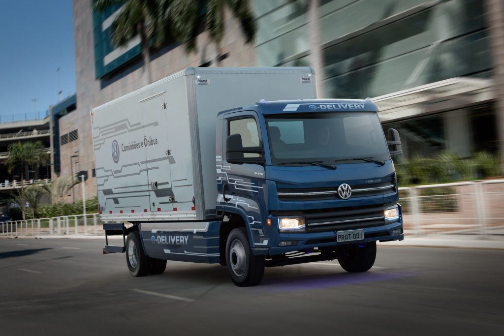Novo caminhão elétrico 100% desenvolvido no Brasil é apresentado pela Volkswagen