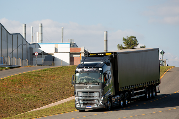 Volvo FH fica mais econômico com novo pacote aerodinâmico