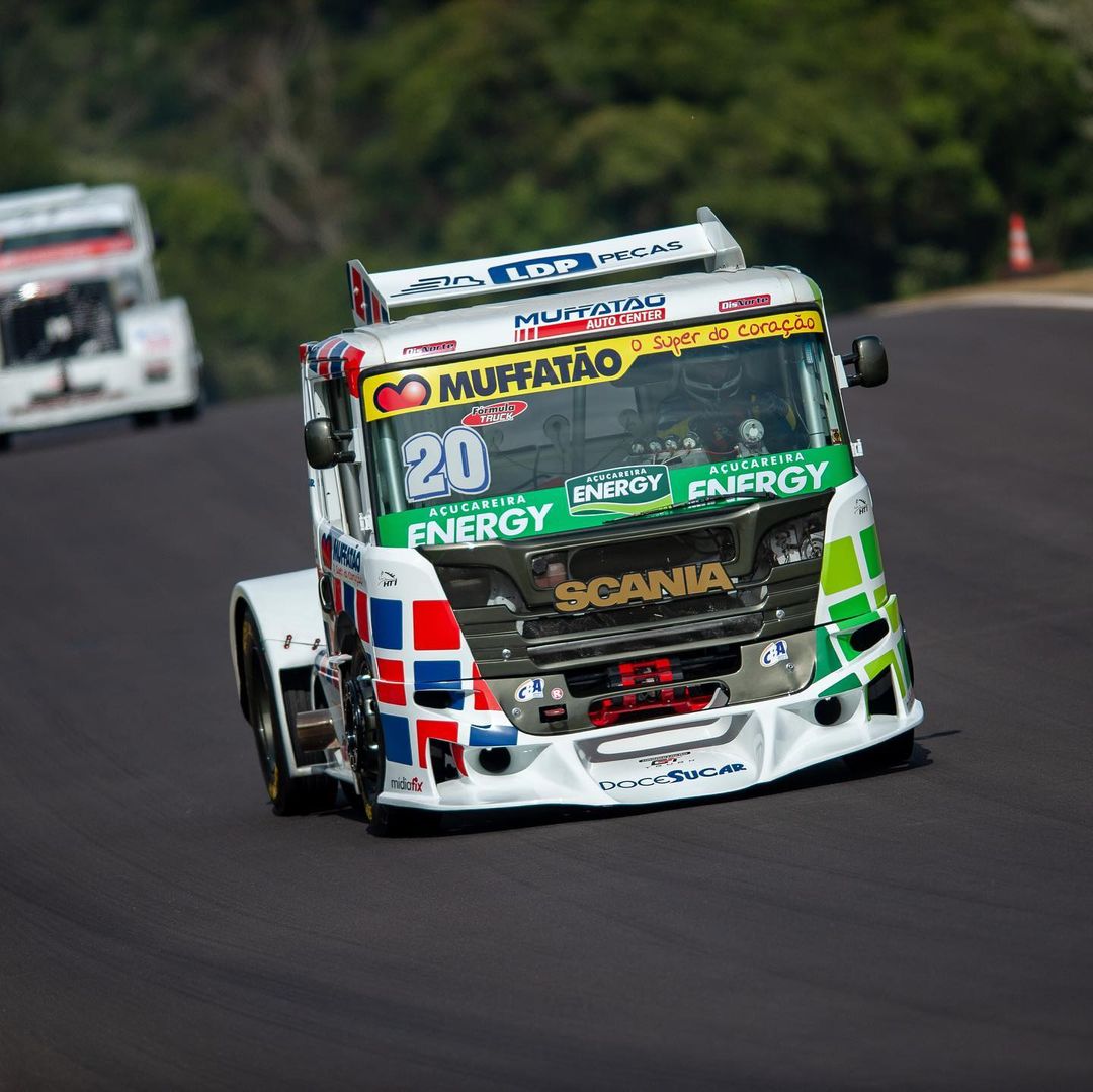 Pedro Muffato e Zetti são poles na etapa de Londrina da Fórmula Truck