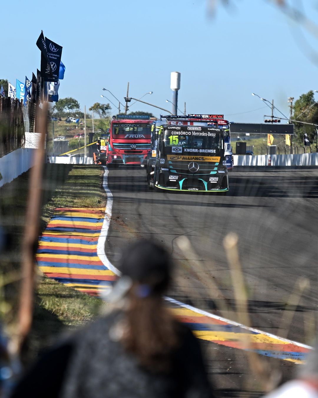 Com Mercedes-Benz Actros, Roberval Andrade vence corrida 2 da etapa em Londrina