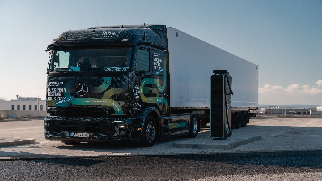 Mercedes-Benz Trucks busca recorde mundial no Guinness com caminhão elétrico eActros 600