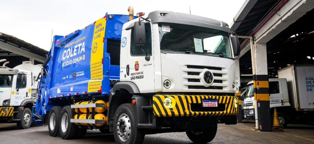 A Volkswagen Caminhões e Ônibus fecha primeira venda de caminhões a biometano com 56 unidades para a Loga