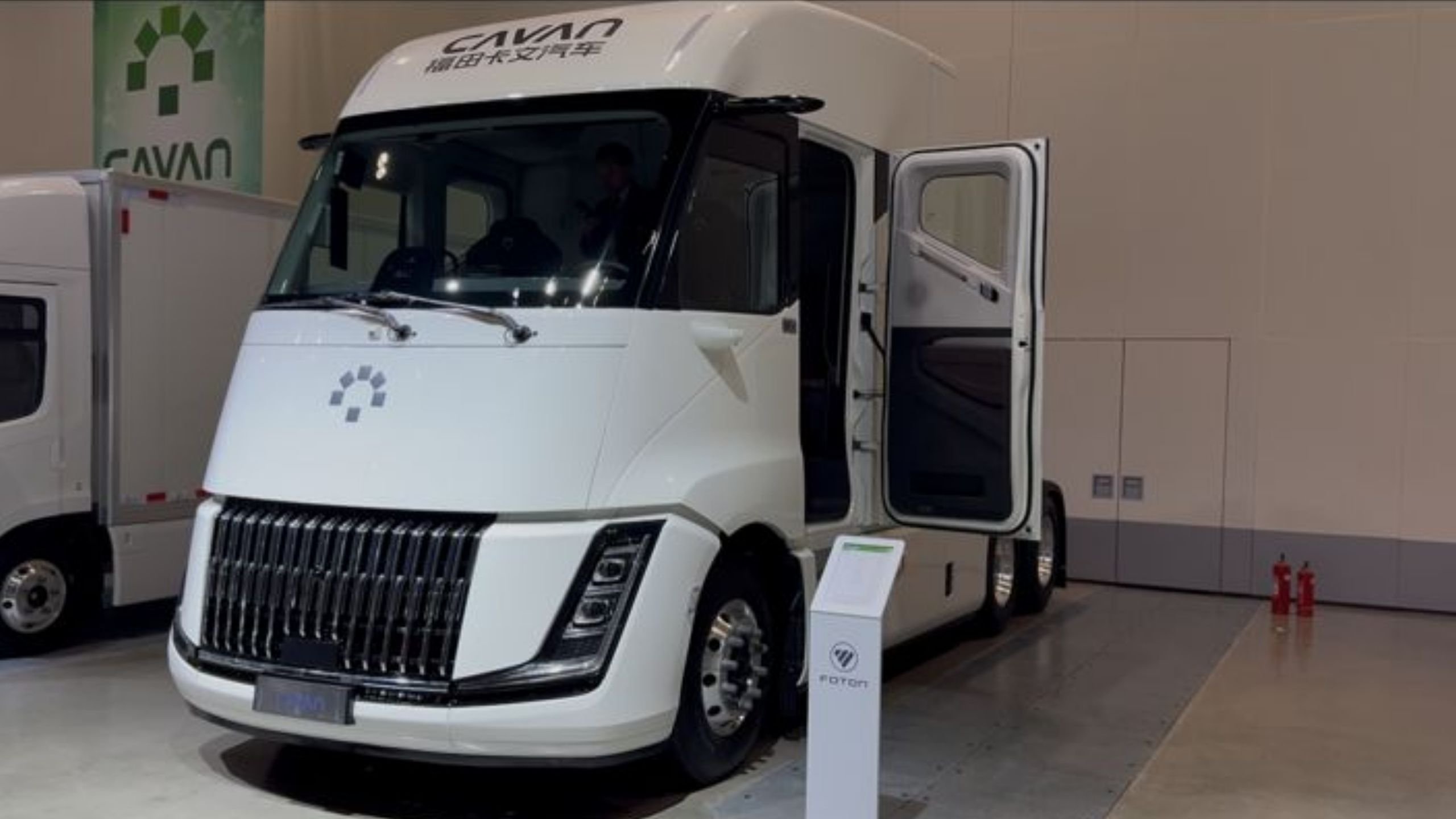 Cavan Foton lança caminhão elétrico pesado de 49 toneladas com 52.000 Nm e 500 km de autonomia