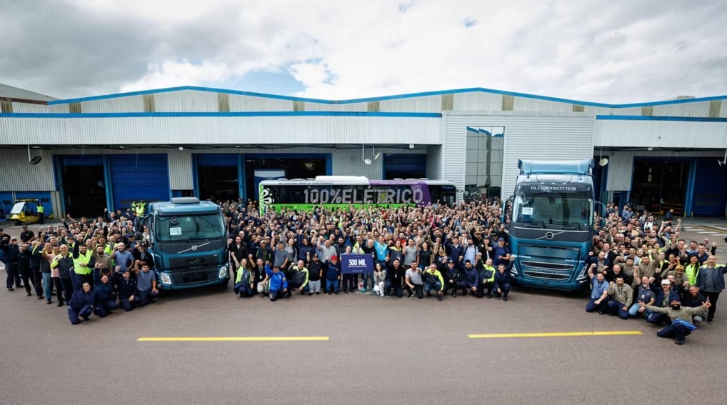 Volvo celebra marca histórica de 500 mil veículos produzidos no Brasil