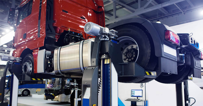 Do barulho do motor ao alto consumo de combustível: quando é hora de fazer a manutenção no caminhão?
