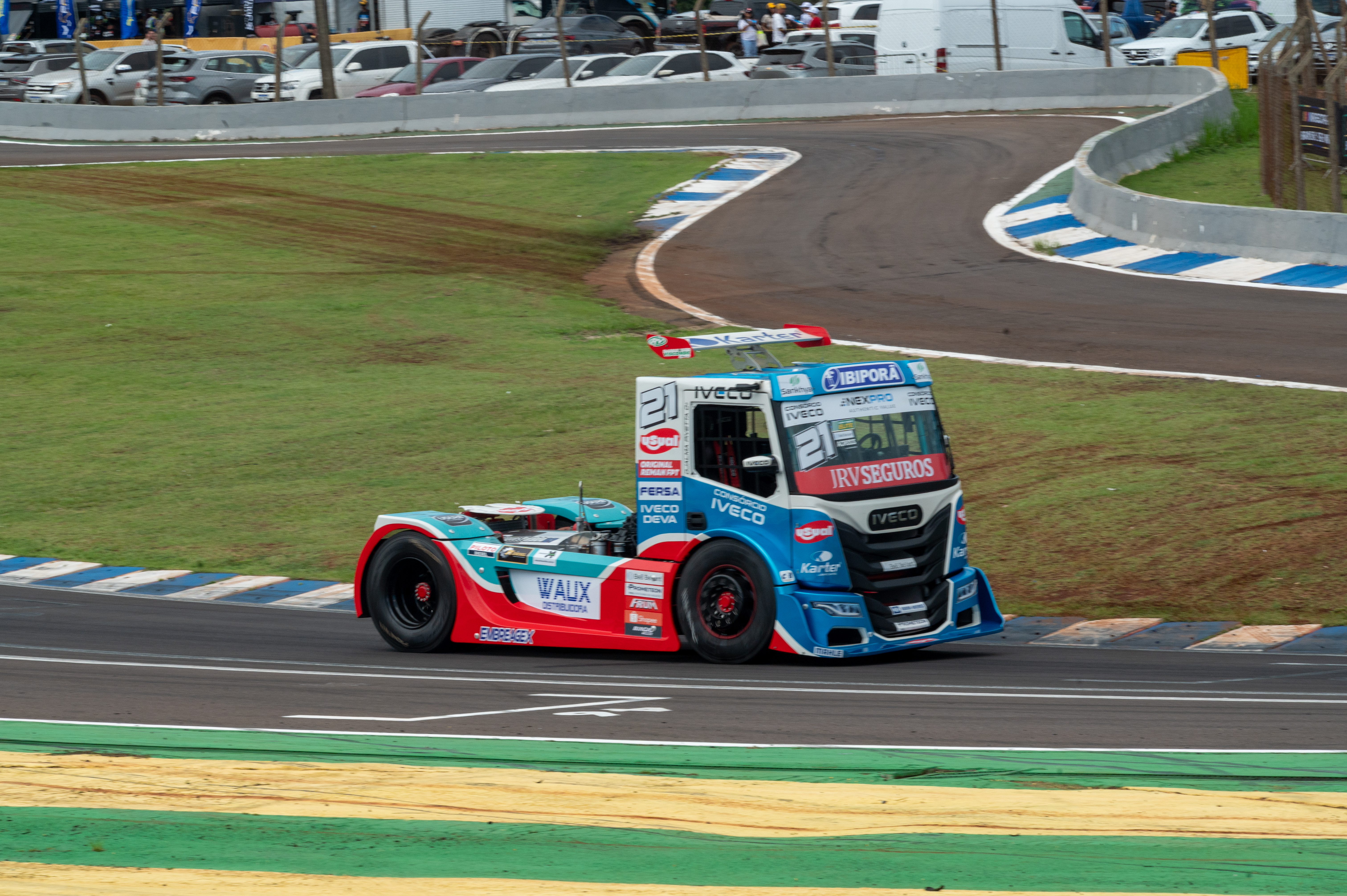 Iveco Usual Racing chega a Interlagos de olho na liderança da Copa Truck
