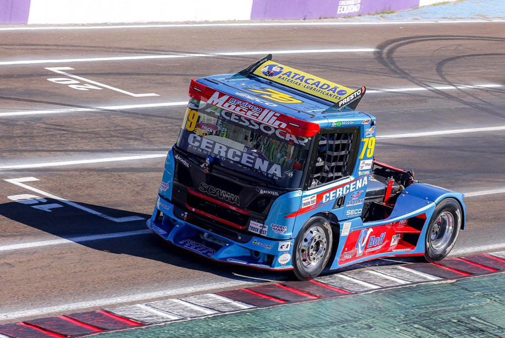 Paulo César Seco mantém a liderança da F-Truck com vitória em Rivera