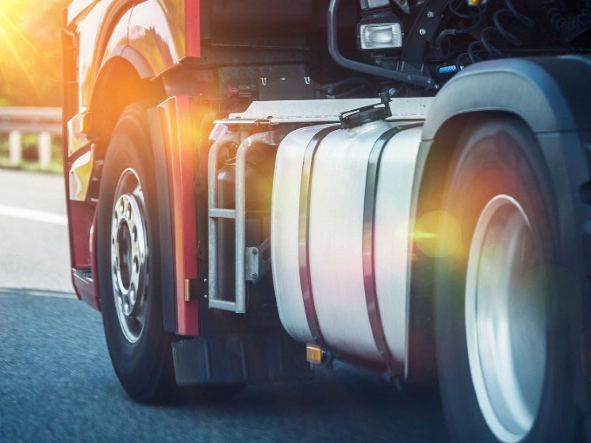 3 cuidados para garantir a durabilidade das lonas de freio do caminhão