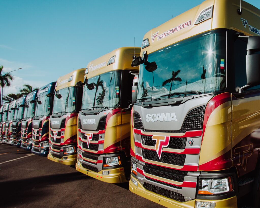Transpanorama abre vagas para motorista carreteiro