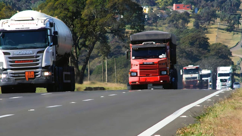 Nova norma da ANTT pode elevar custos logísticos com exigência de seguro no transporte de cargas