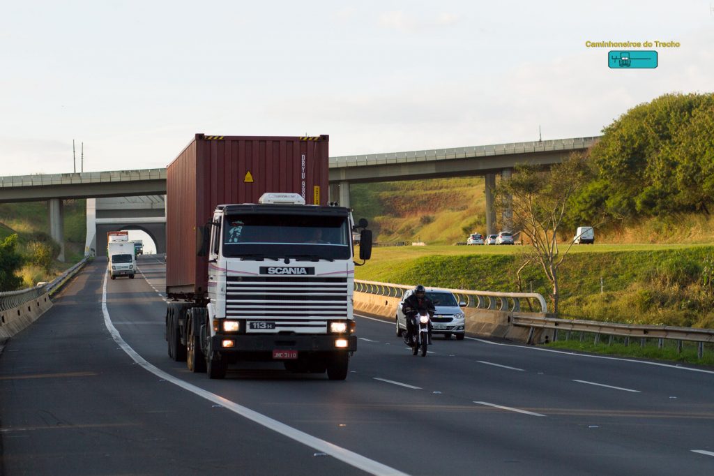 Caminhoneiros querem mudanças na MP que trata da contratação direta de serviços de frete 