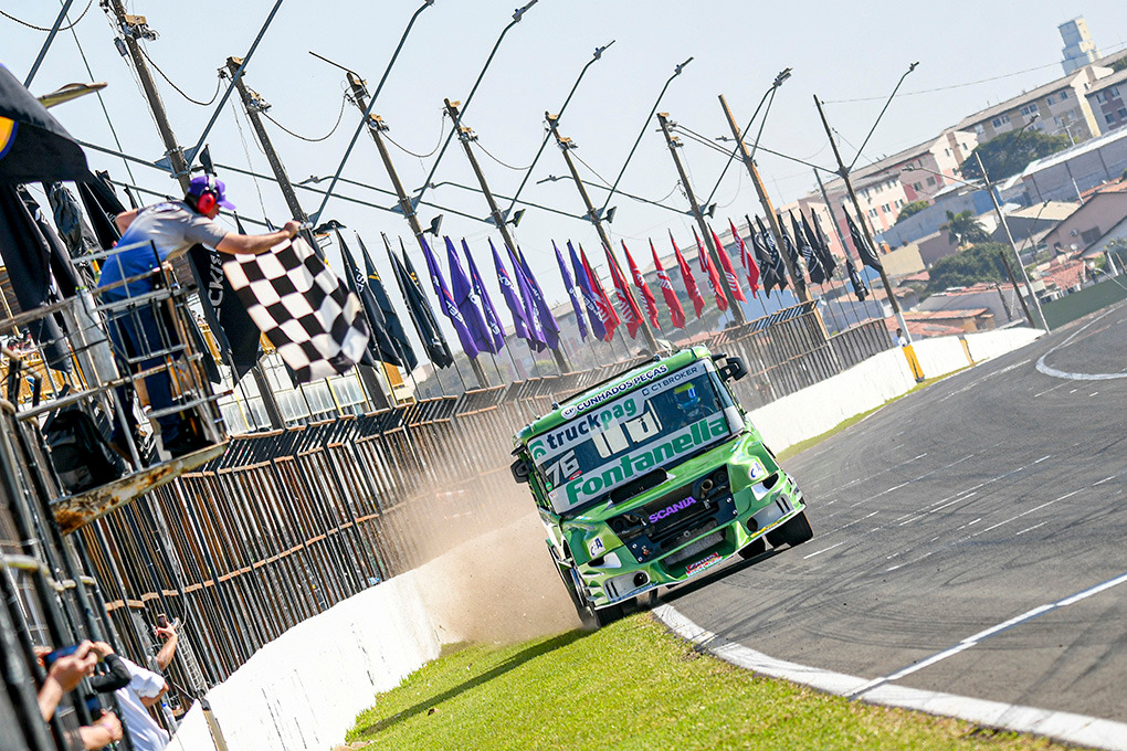 Rafael Fleck faz valer a pole, vence em Londrina e assume a liderança da Fórmula Truck