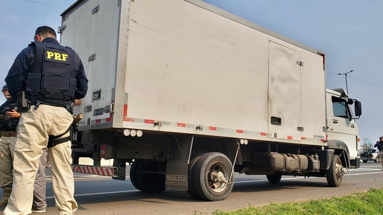 O exame toxicológico é importante para motoristas de caminhão?