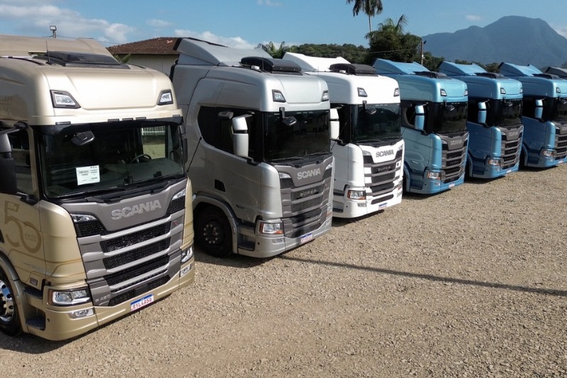 ALÉM DE PAIXÃO, SÃO NÚMEROS. E COM SCANIA ELES CASAM