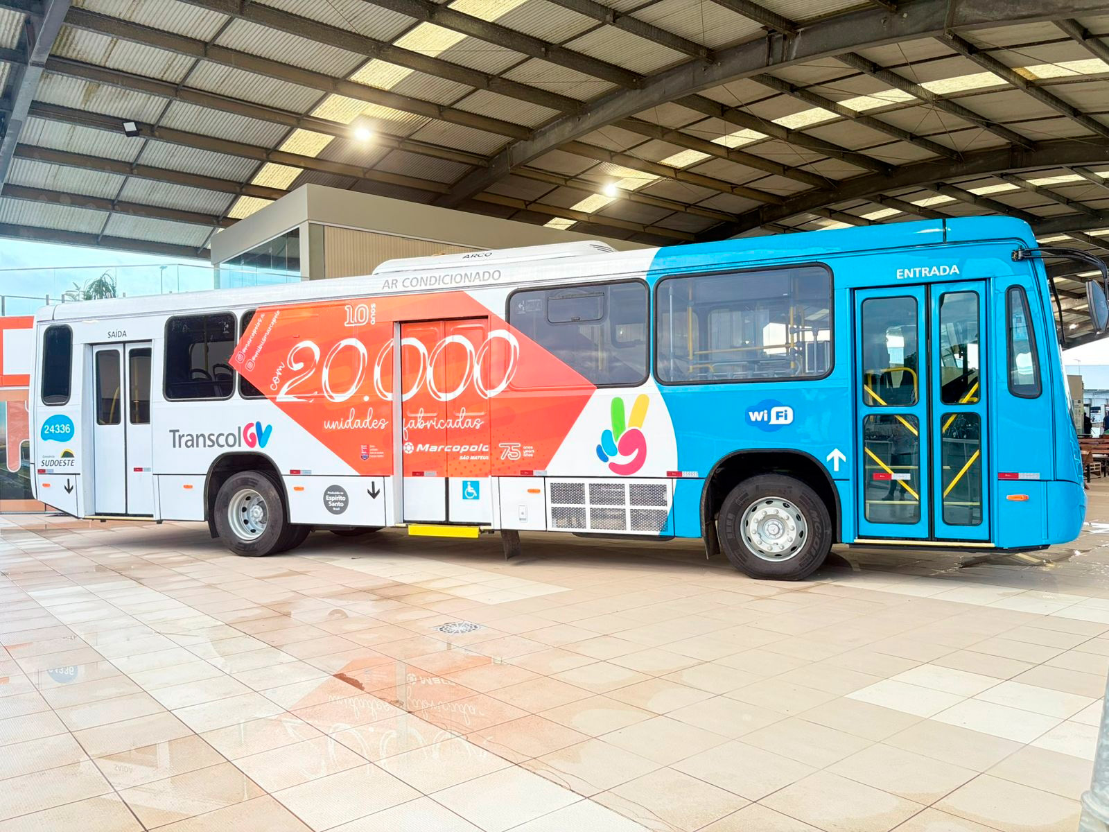 Marcopolo celebra marca história de 20 mil ônibus produzidos no Espírito Santo