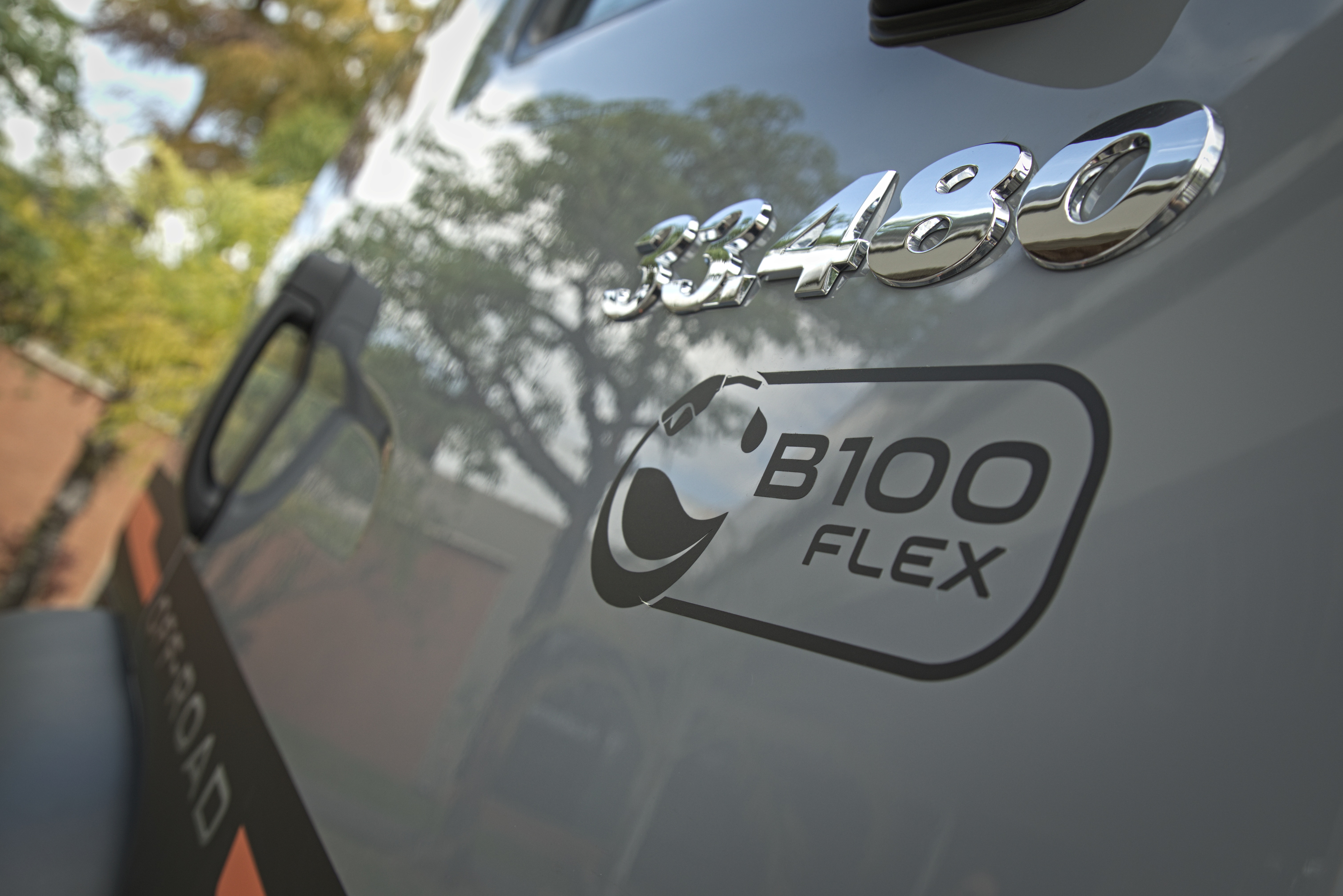 Volkswagen Caminhões e Ônibus avança em testes com B100 e testa viabilidade do biodiesel no transporte pesado