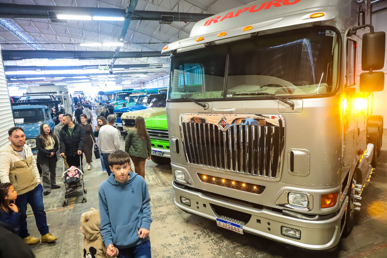 Com sol ou chuva, Expoclassic reúne 1.000 veículos antigos no final de semana em Novo Hamburgo