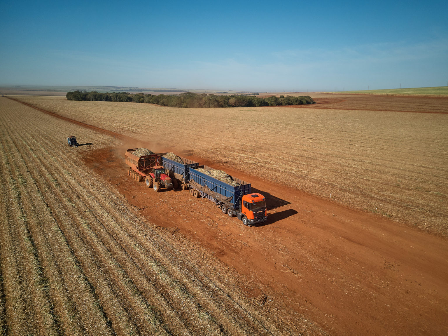 Scania e Volvo terão rodotrens de até 91 toneladas