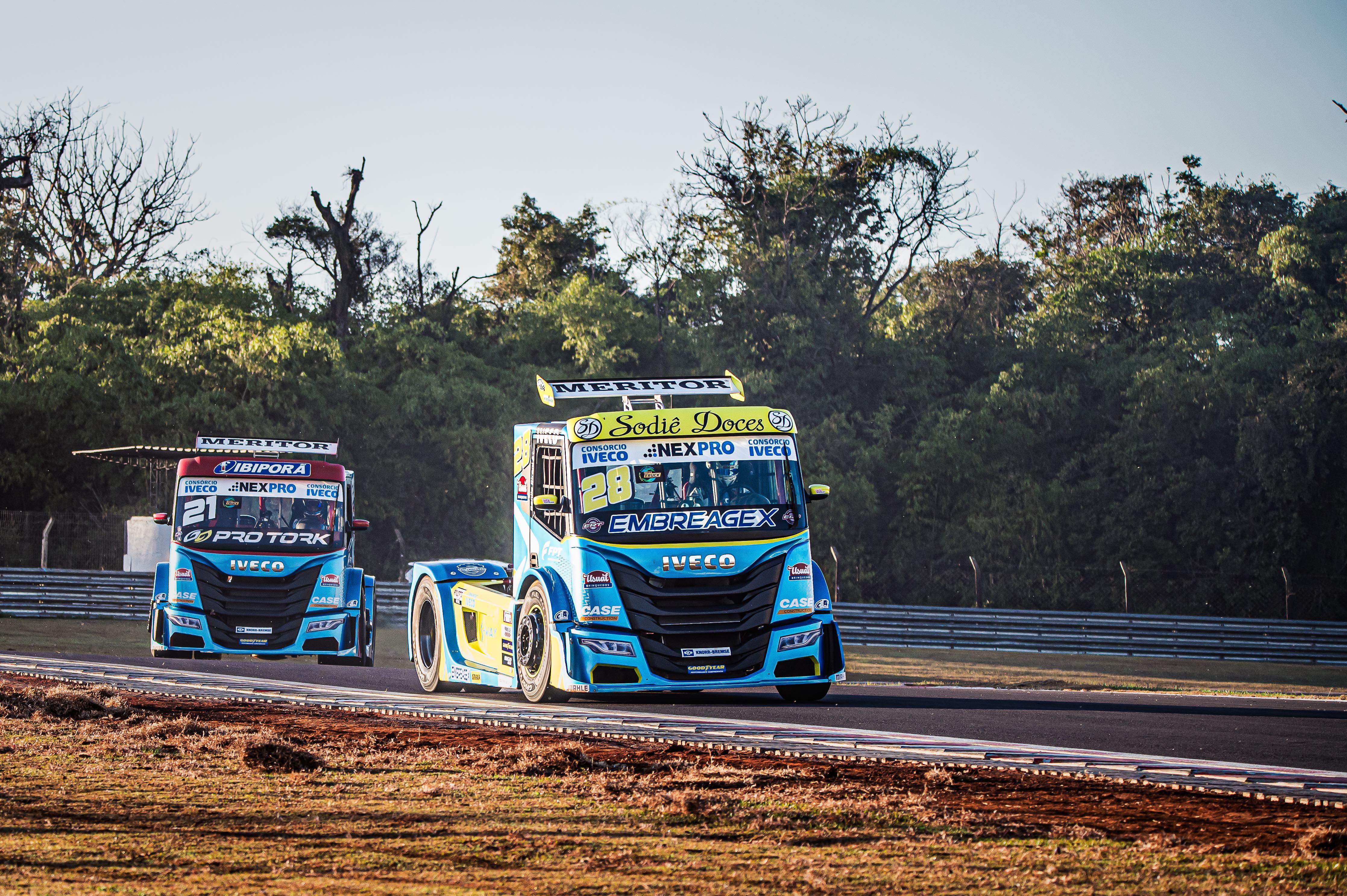 Djalma Pivetta e Danilo Dirani levaram  Iveco Usual Racing ao pódio na Copa Truck